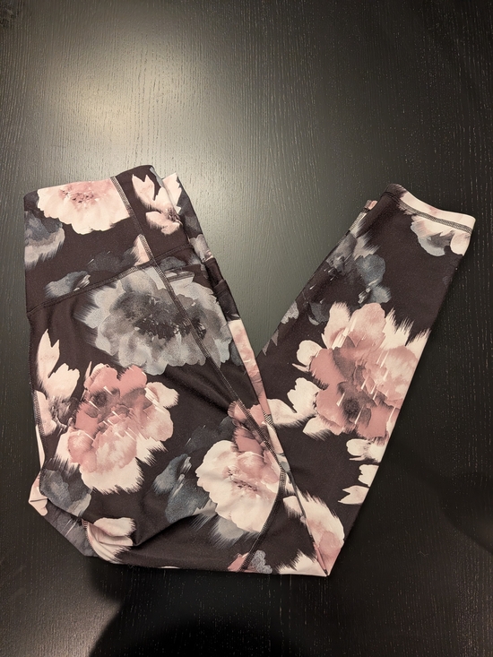 Old Navy Pants - Old Navy Active Floral Elevate Leggings in Pink and Charcoal